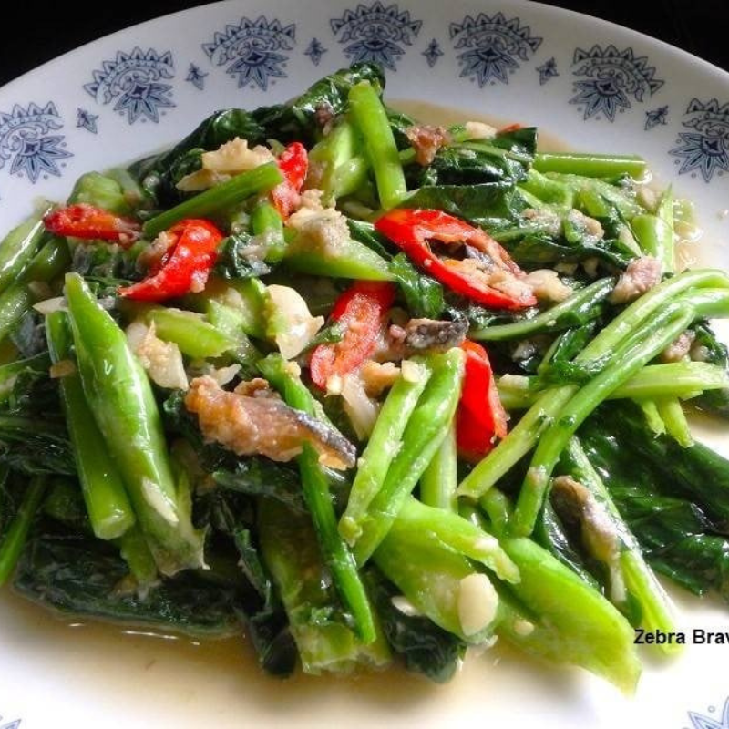 ผัดคะน้าปลาเค็ม